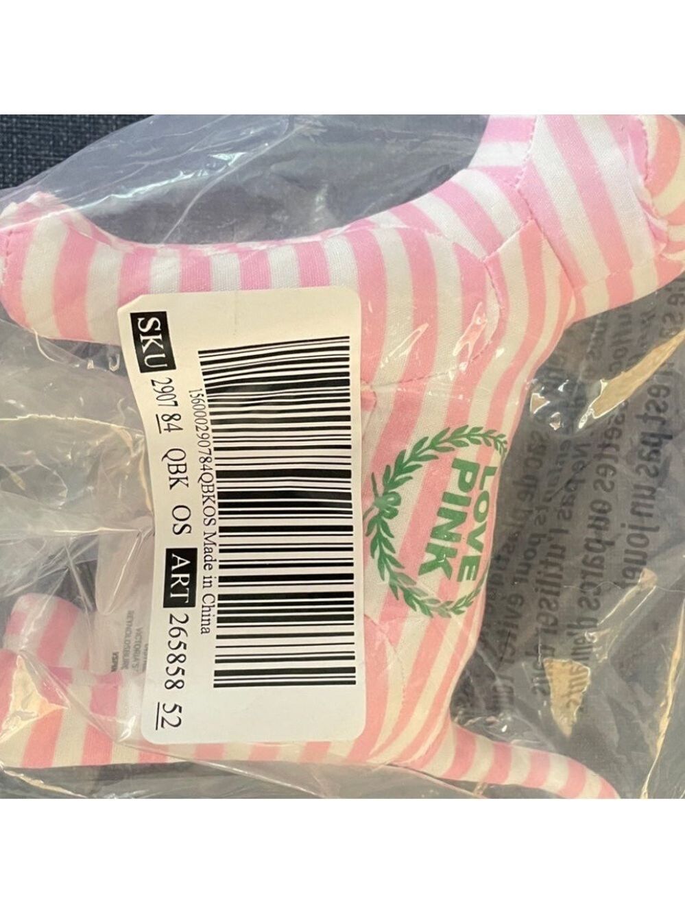 Pink By Victoria’s Secret Stuffed Dog Collectible 2022 - Picture 2 of 2